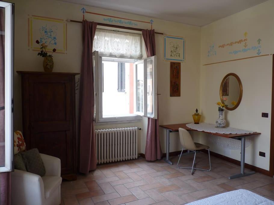 Appartamento Palazzo Del Provveditore Vista Lago Desenzano del Garda Exterior foto